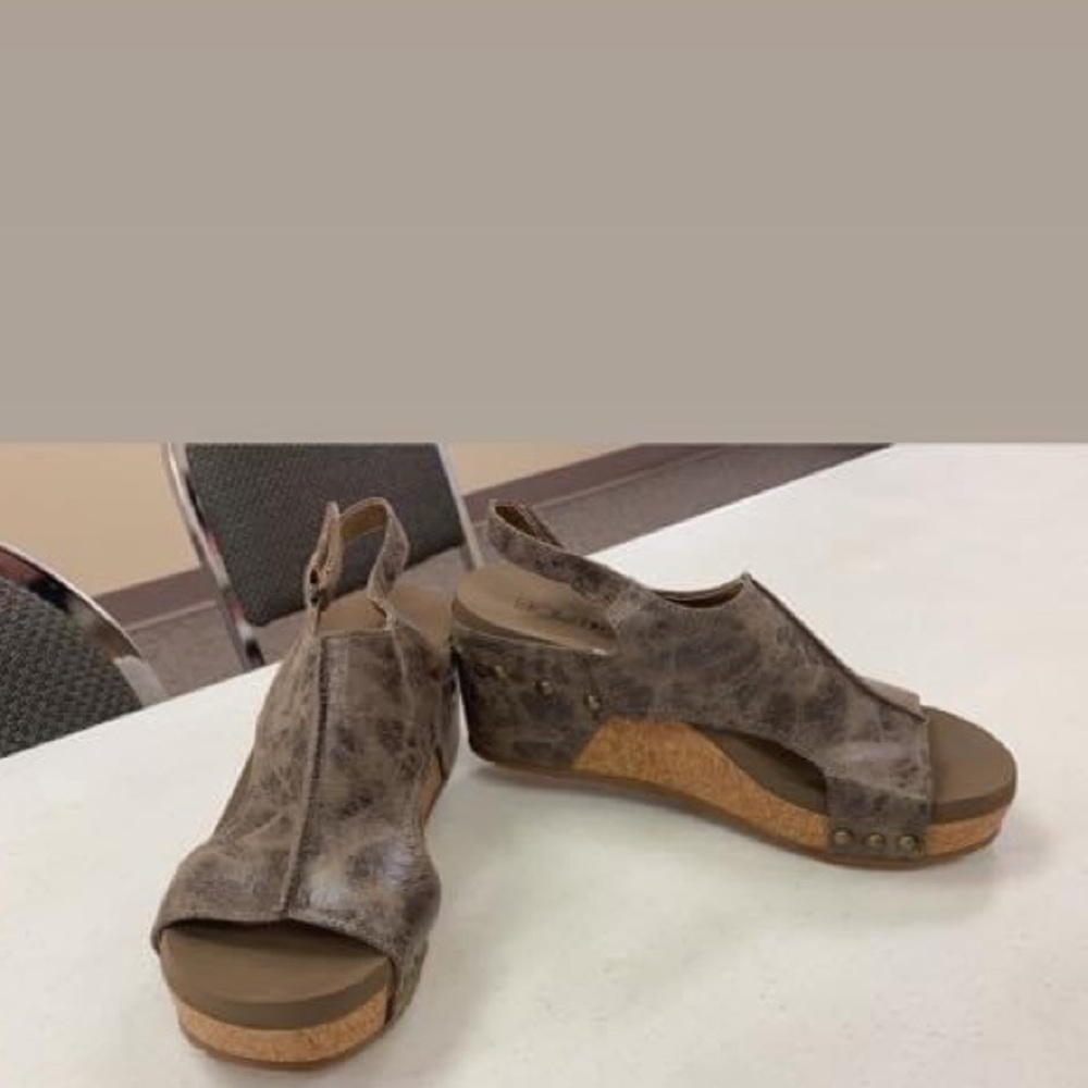 Corkys size 10 never worn